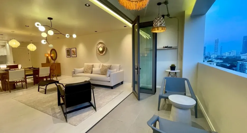 À vendre 3 chambres condo à Watthana, Bangkok