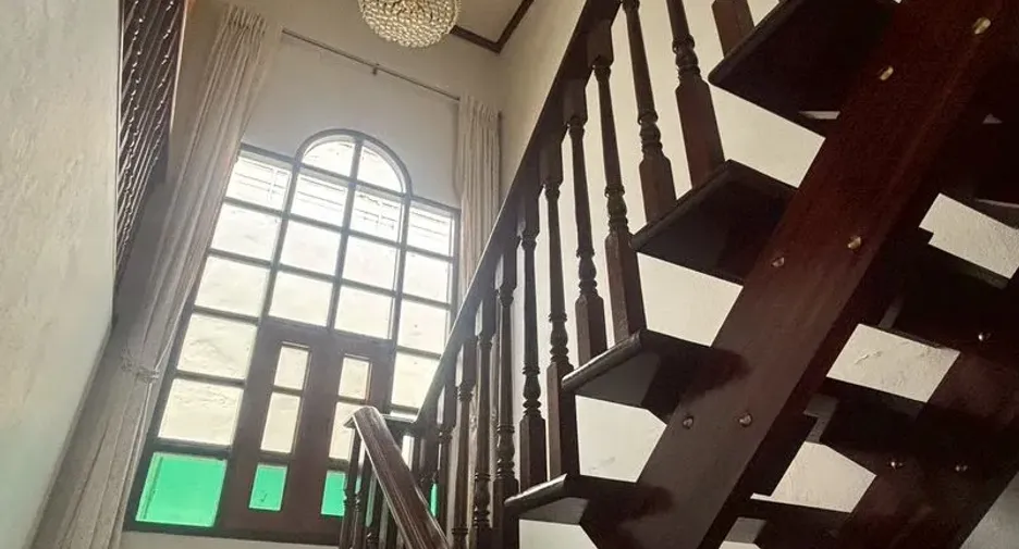For sale 4 bedrooms house in Suan Luang, Bangkok
