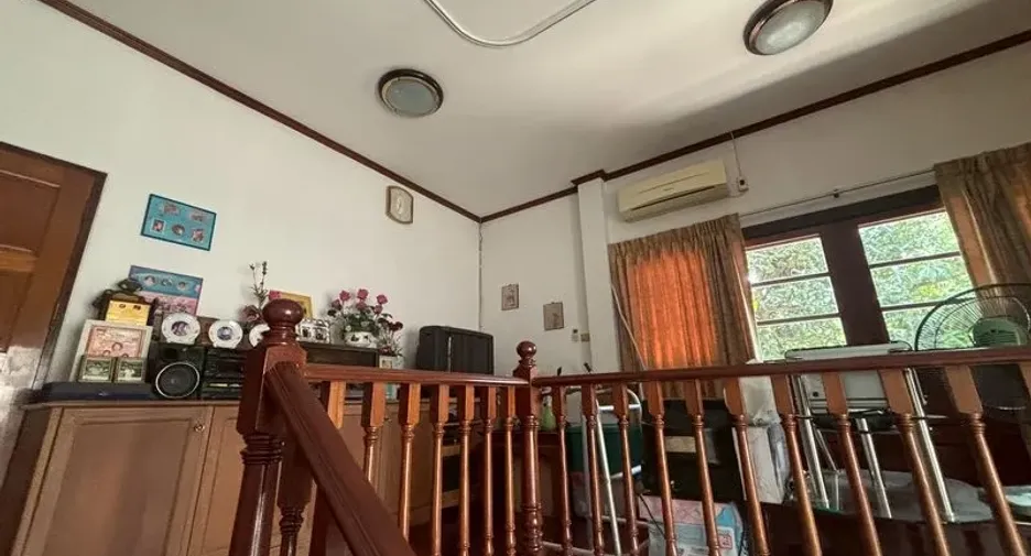 For sale 4 bedrooms house in Suan Luang, Bangkok