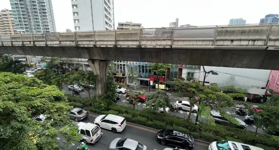 For rent 20 bedrooms retail Space in Khlong Toei, Bangkok