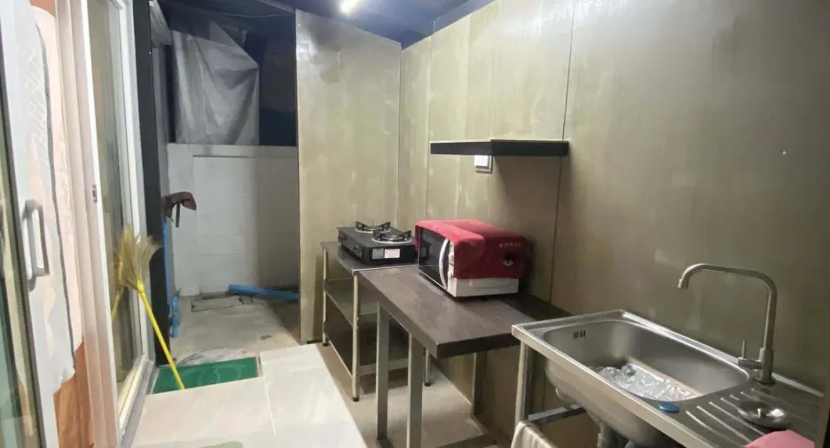 For rent 3 bedrooms townhouse in Mueang Chiang Mai, Chiang Mai