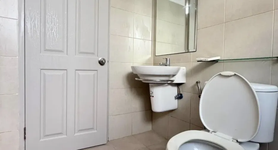 For sale studio condo in Phasi Charoen, Bangkok
