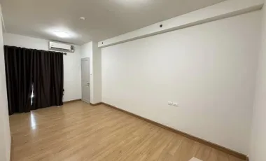 À vendre studio condo à Phasi Charoen, Bangkok