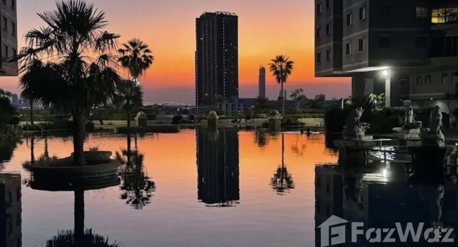 For rent 2 bedrooms condo in Yan Nawa, Bangkok