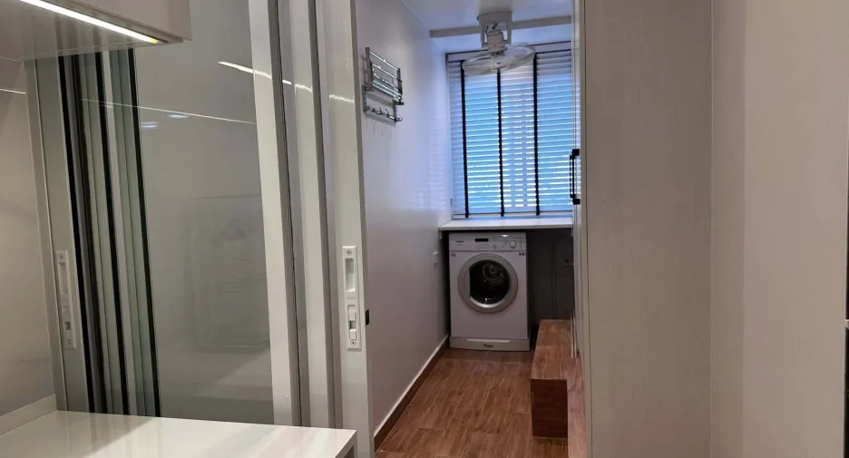 For rent 2 bedrooms condo in Yan Nawa, Bangkok