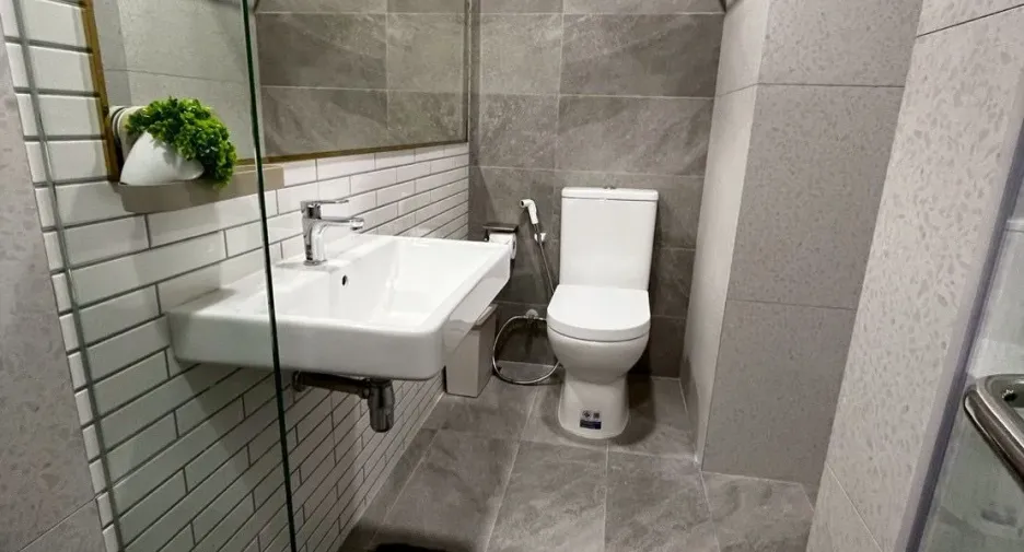 For rent 1 bed condo in Phra Khanong, Bangkok