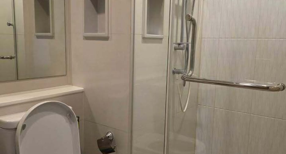 Condo en alquiler de 1 habitaciones en Huai Khwang, Bangkok