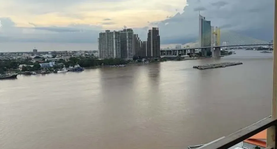For sale and for rent 3 bedrooms condo in Yan Nawa, Bangkok