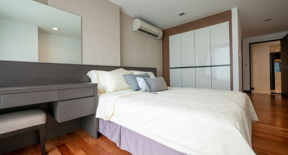 Wohnung zur Miete mit 3 Zimmer in Watthana, Bangkok