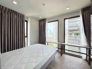 Wohnung zur Miete mit 2 Zimmer in Bang Rak, Bangkok