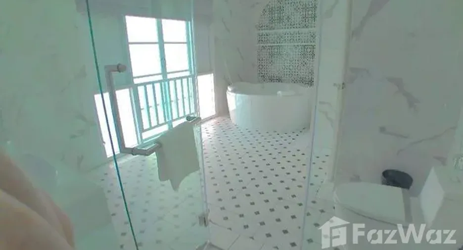 For rent 4 bedrooms house in Mueang Phuket, Phuket