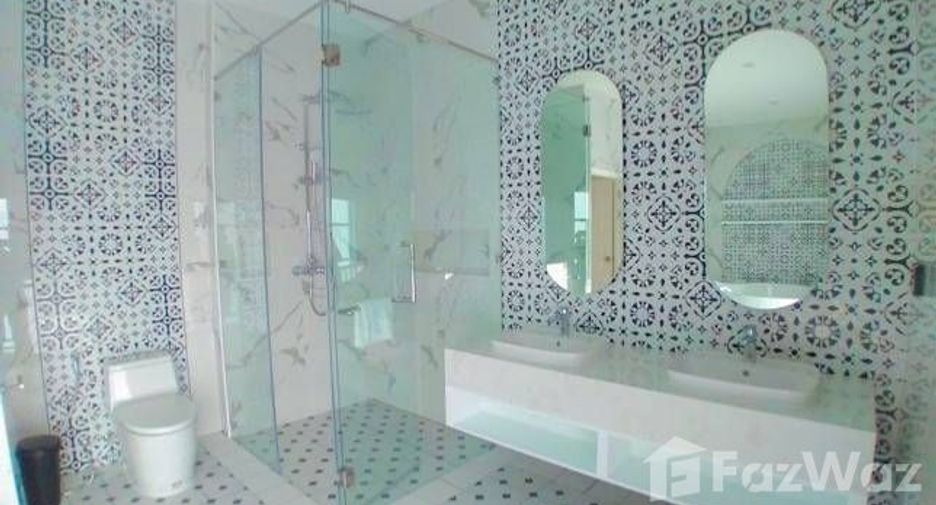 For rent 4 bedrooms house in Mueang Phuket, Phuket