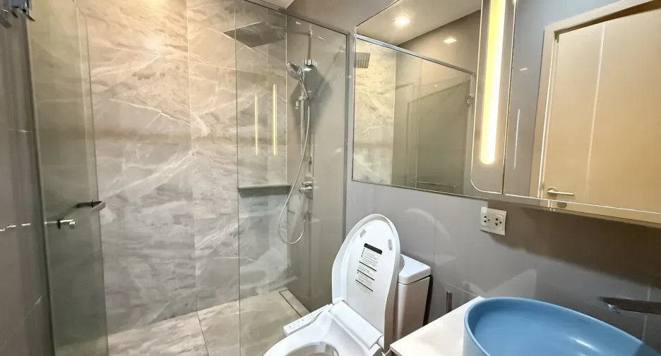 For rent 1 bed condo in Suan Luang, Bangkok