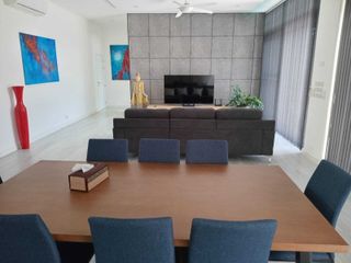 Villa en venta de 4 habitaciones en Mueang Phuket, Phuket