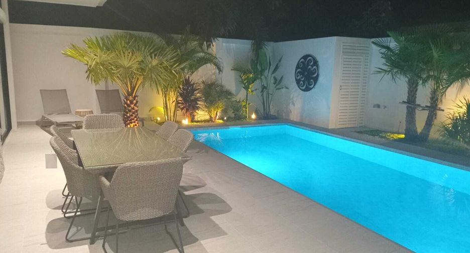 Villa en venta de 4 habitaciones en Mueang Phuket, Phuket