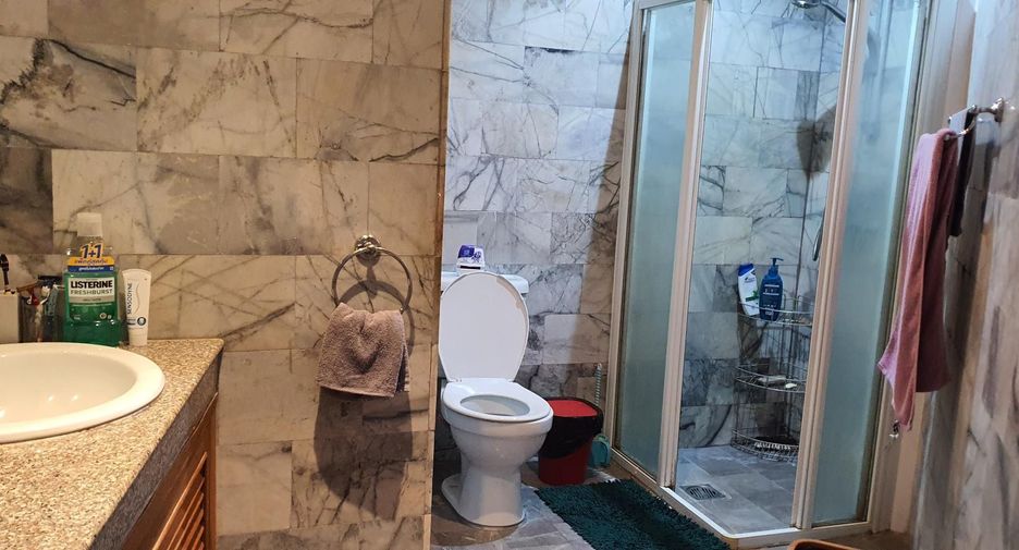 For rent 2 bedrooms house in Bang Lamung, Chonburi
