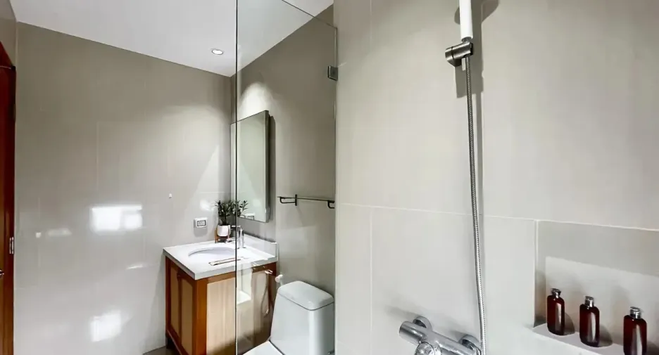 Wohnung zur Miete mit 2 Zimmer in Khlong Toei, Bangkok