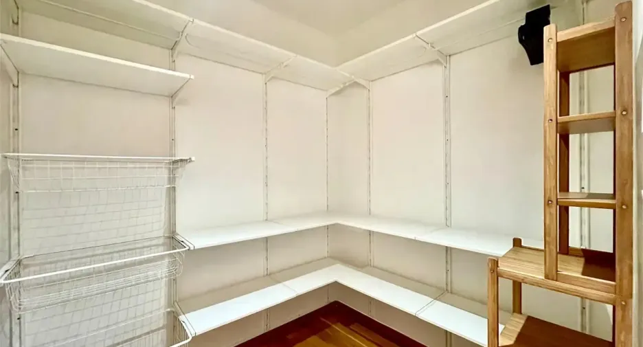 Wohnung zur Miete mit 2 Zimmer in Khlong Toei, Bangkok