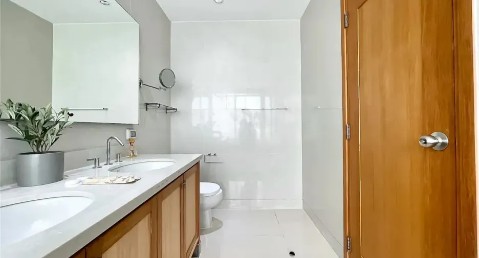 Wohnung zur Miete mit 2 Zimmer in Khlong Toei, Bangkok