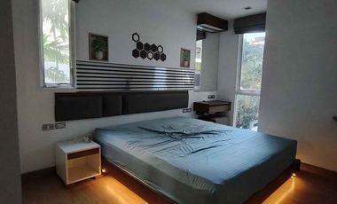 For rent 2 bedrooms condo in Phra Khanong, Bangkok