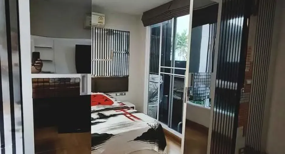 For rent 2 bedrooms condo in Phra Khanong, Bangkok