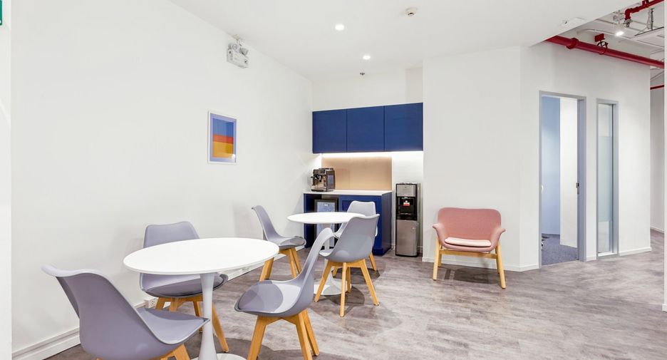 Büro zur Miete in Yan Nawa, Bangkok