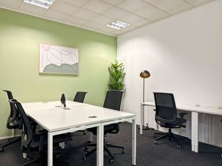 Büro zur Miete in Huai Khwang, Bangkok