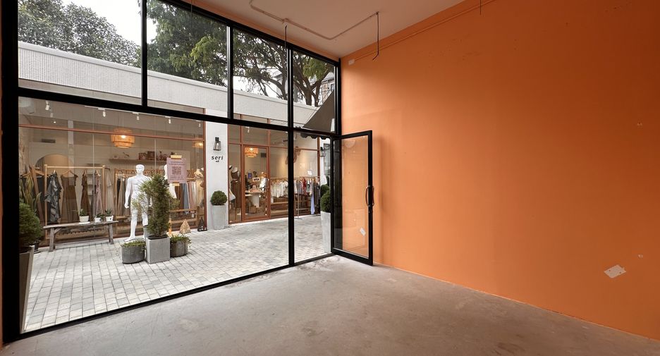 For rent retail Space in Mueang Chiang Mai, Chiang Mai