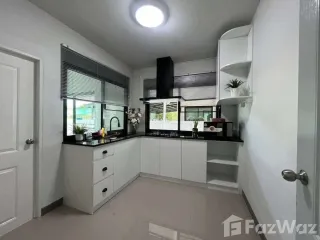 For rent 3 bedrooms house in San Kamphaeng, Chiang Mai