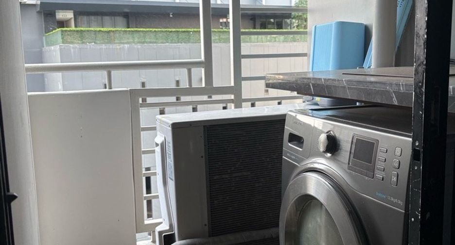 For rent 1 bed condo in Khlong Toei, Bangkok