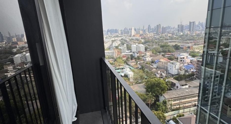 For rent 1 bed condo in Phaya Thai, Bangkok