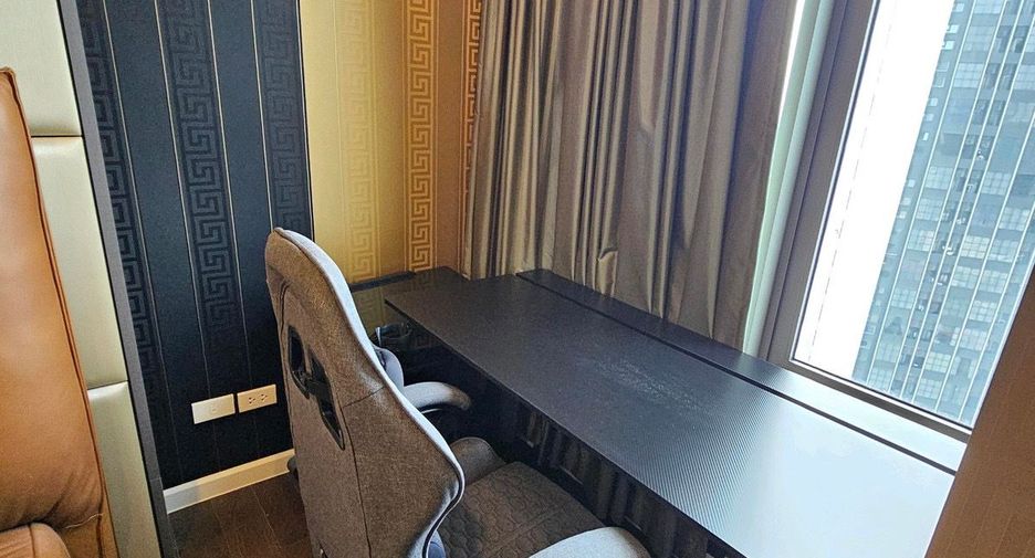 For rent 1 bed condo in Sathon, Bangkok