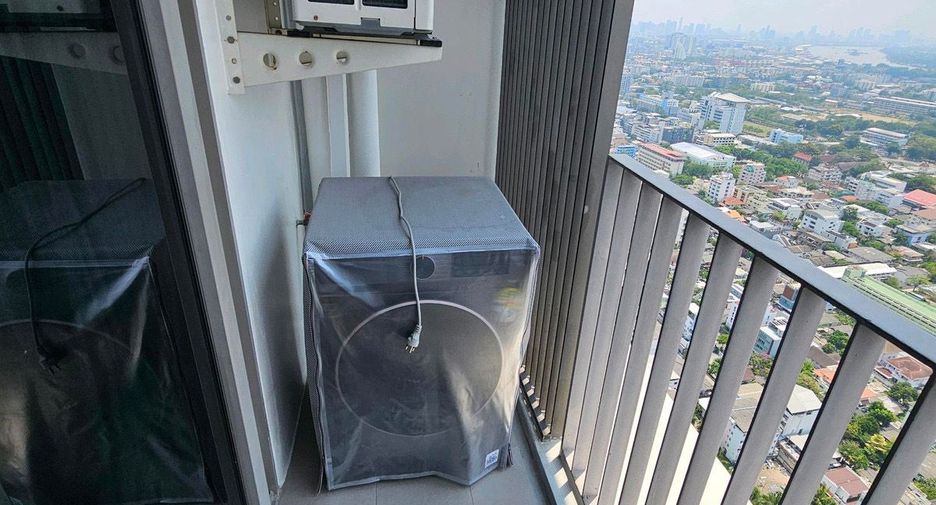 For rent 1 bed condo in Sathon, Bangkok
