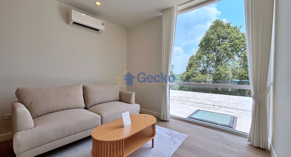 For sale 5 bedrooms house in Bang Lamung, Chonburi