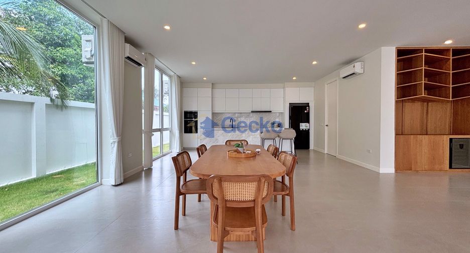 For sale 5 bedrooms house in Bang Lamung, Chonburi
