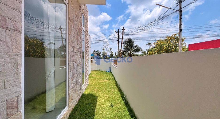 For sale 5 bedrooms house in Bang Lamung, Chonburi