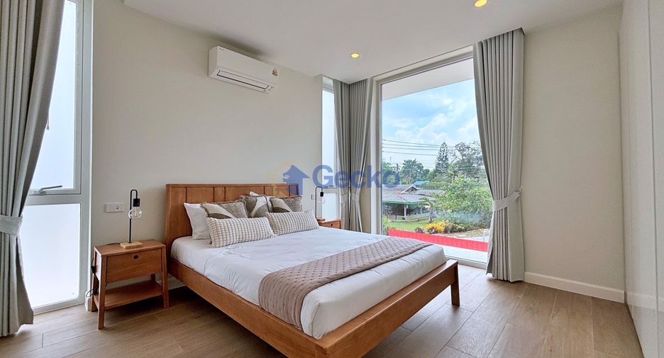 For sale 5 bedrooms house in Bang Lamung, Chonburi