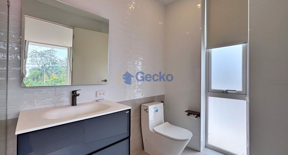 For sale 5 bedrooms house in Bang Lamung, Chonburi