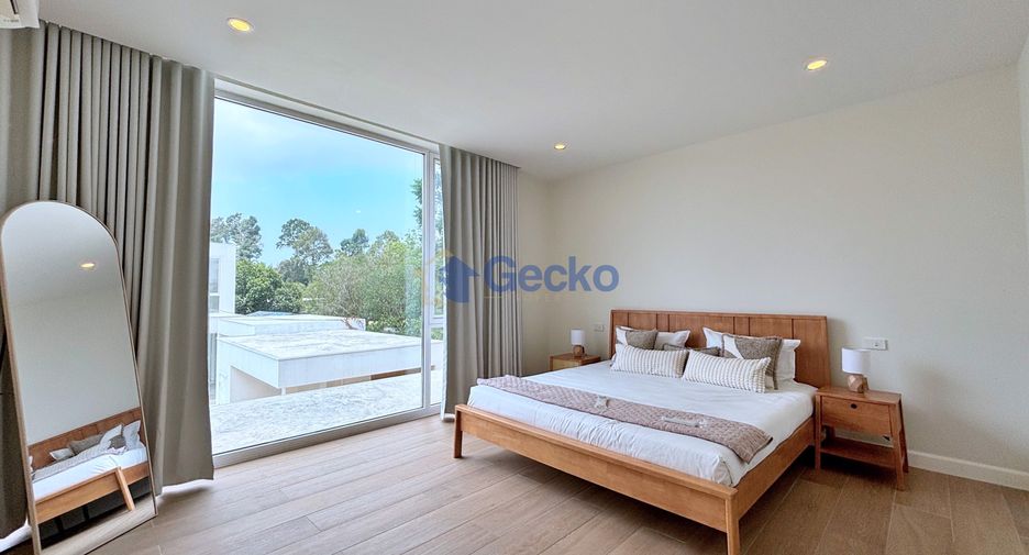 For sale 5 bedrooms house in Bang Lamung, Chonburi