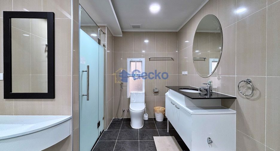 For rent 3 ベッドルーム condo in Sattahip, Chonburi