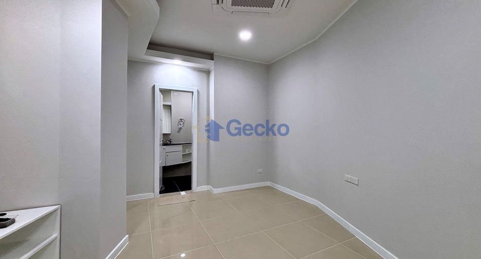 For rent 3 ベッドルーム condo in Sattahip, Chonburi