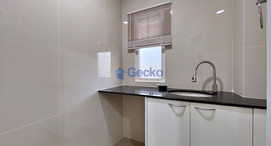 For rent 3 ベッドルーム condo in Sattahip, Chonburi