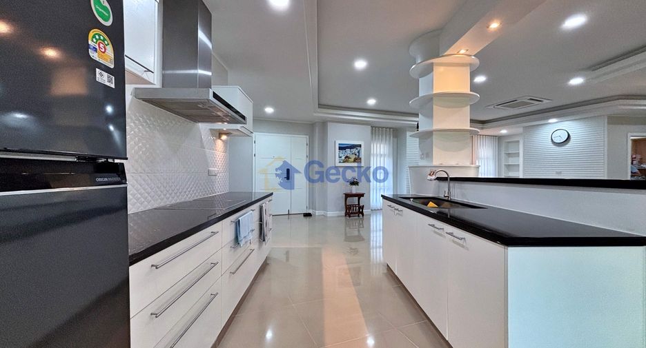 For rent 3 ベッドルーム condo in Sattahip, Chonburi
