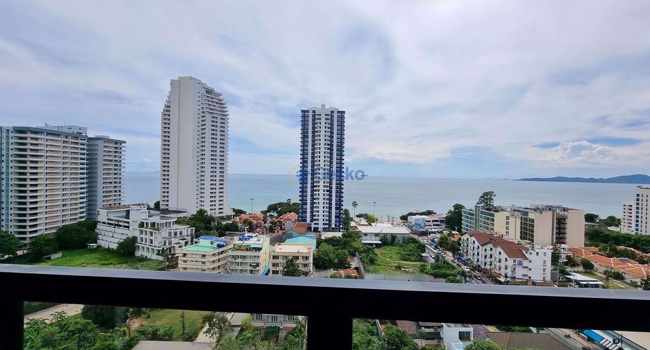 For sale 2 ベッドルーム condo in Bang Lamung, Chonburi