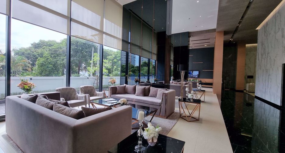 For sale 2 ベッドルーム condo in Bang Lamung, Chonburi