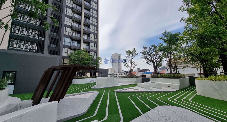 For sale 2 ベッドルーム condo in Bang Lamung, Chonburi
