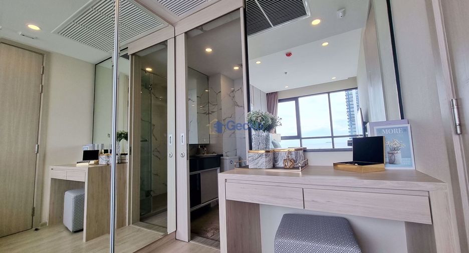 For sale 2 ベッドルーム condo in Bang Lamung, Chonburi