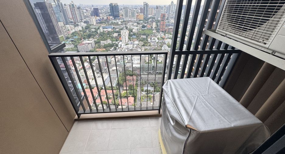 For rent 1 bed condo in Khlong Toei, Bangkok