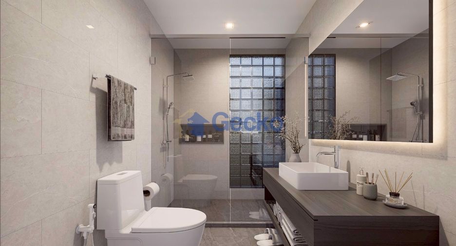 Casa en venta de 5 habitaciones en Bang Lamung, Chonburi