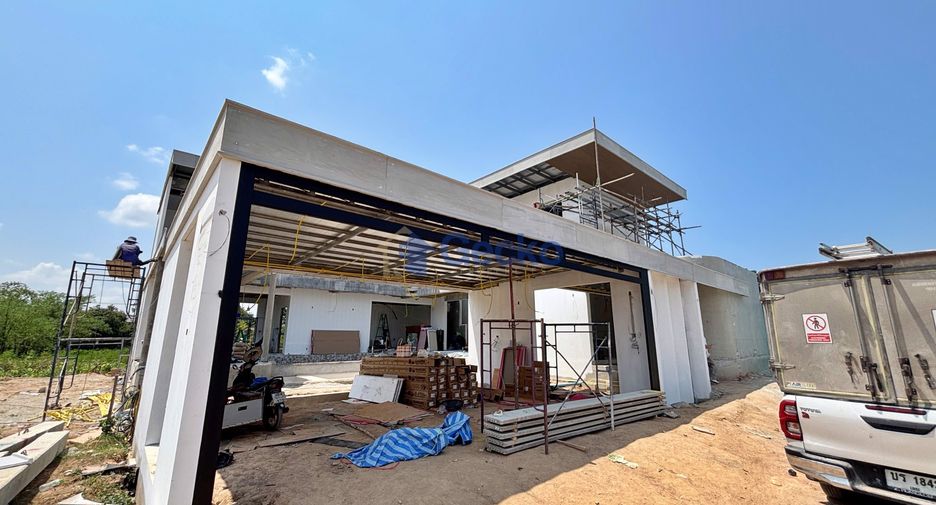 Casa en venta de 5 habitaciones en Bang Lamung, Chonburi